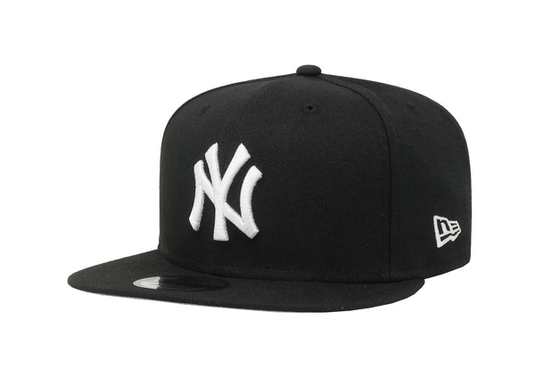 New Era 9Fifty Men's New York Yankees Basic Black SnapBack Cap