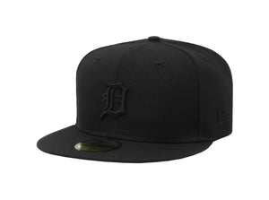 New Era Men's 59Fifty Detroit Tigers Black on Black Fitted Cap