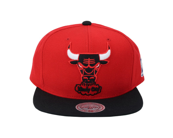 Mitchell & Ness Men's Hat Chicago Bulls XL Logo 2tone Red/Black Adjustable Snapback Cap